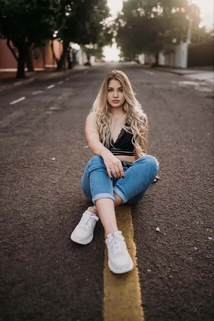 Aesthetic Attitude Girls Dp