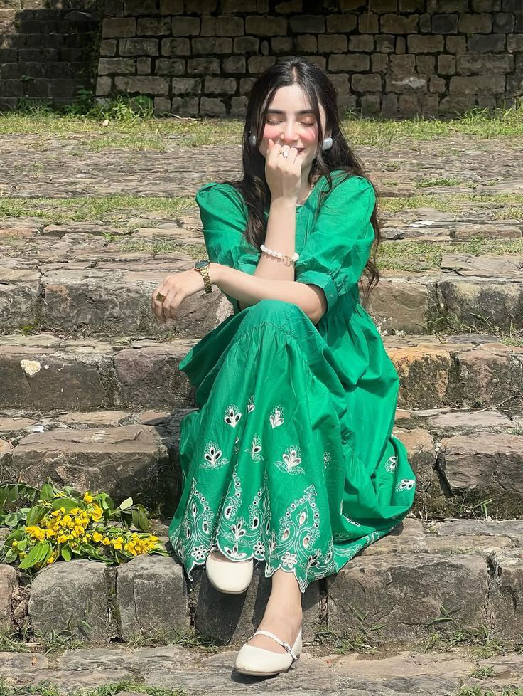 Cute Girl Profile Pictures