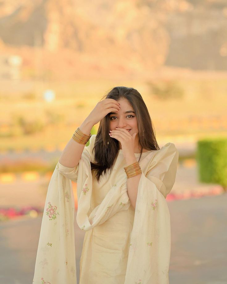 Cute Profile Pic For Girls