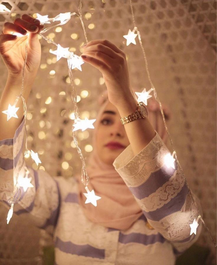 Hand Cute Girl Pic Real