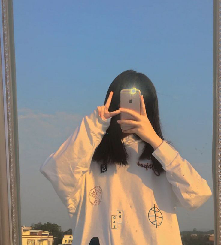 Mirror Selfie Girls Dp for Whatsapp Mirror Selfie Girls Dp for Whatsapp