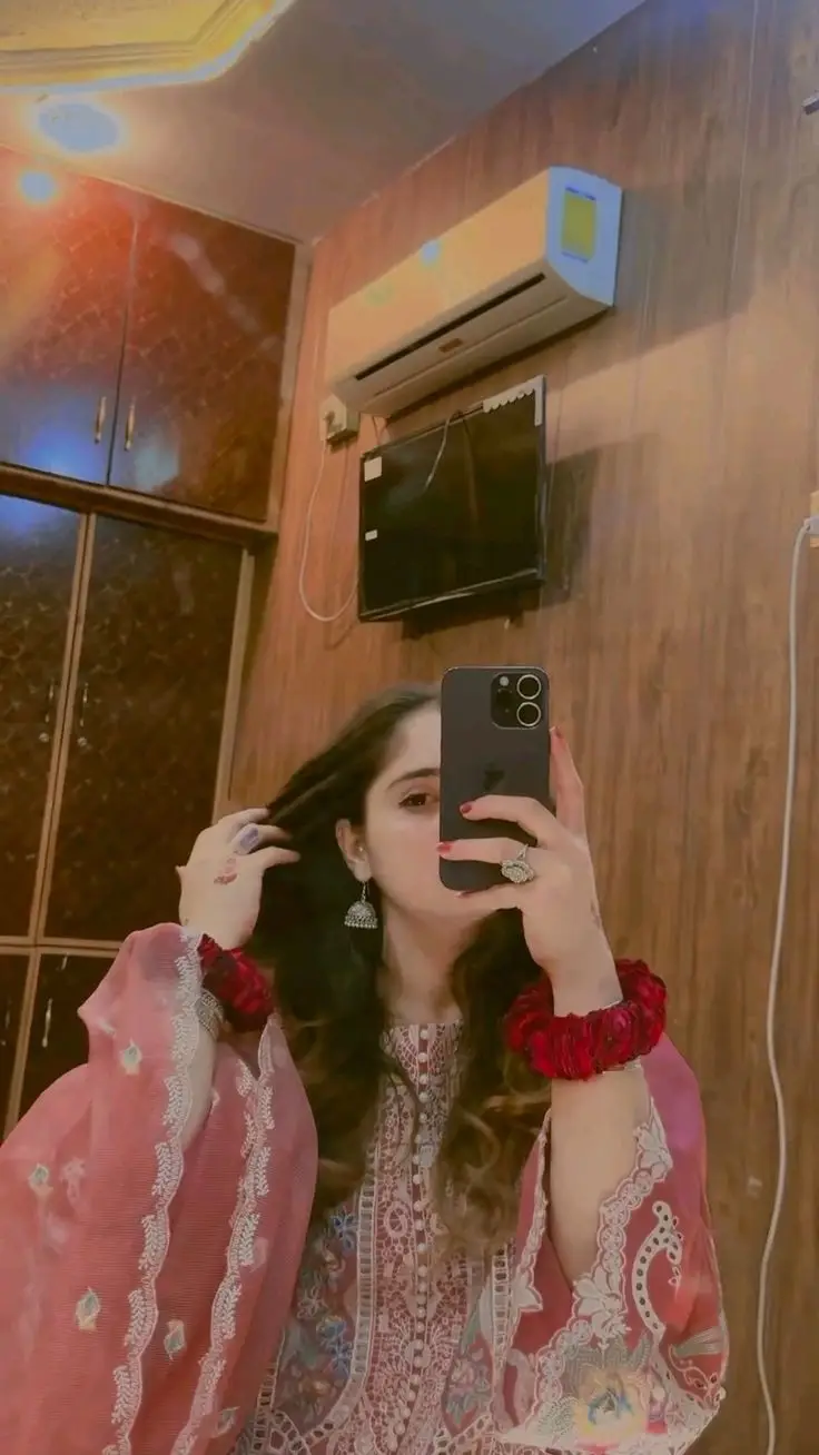 New Attitude Girls Dp Images