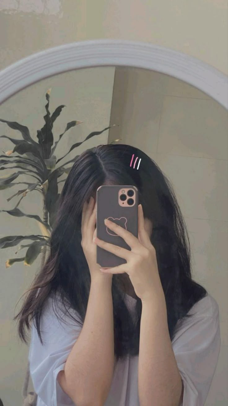 hidden face mirror dp for girls