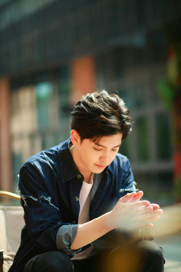 instagram dp for boy alone instagram dp for boy alone