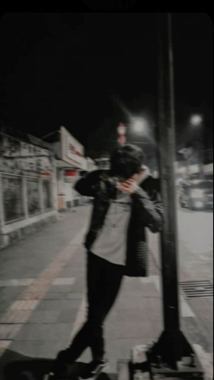 Aesthetic Blur Boy Pic DP Aesthetic Blur Boy Pic DP